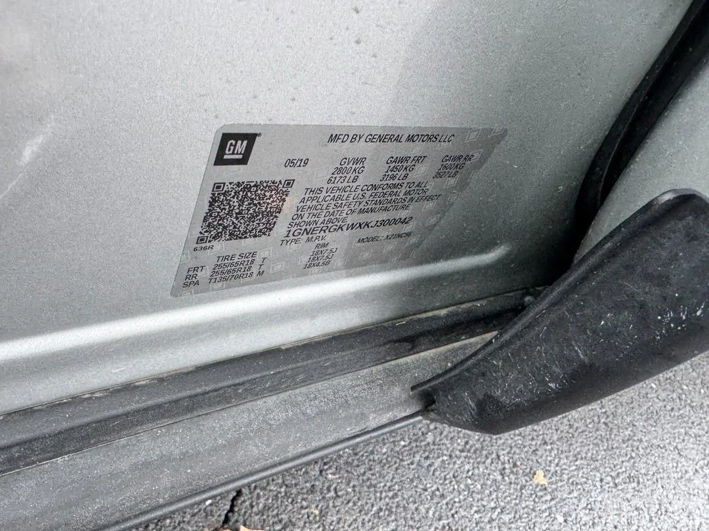 Used 2019 Silver Chevrolet LT image 23