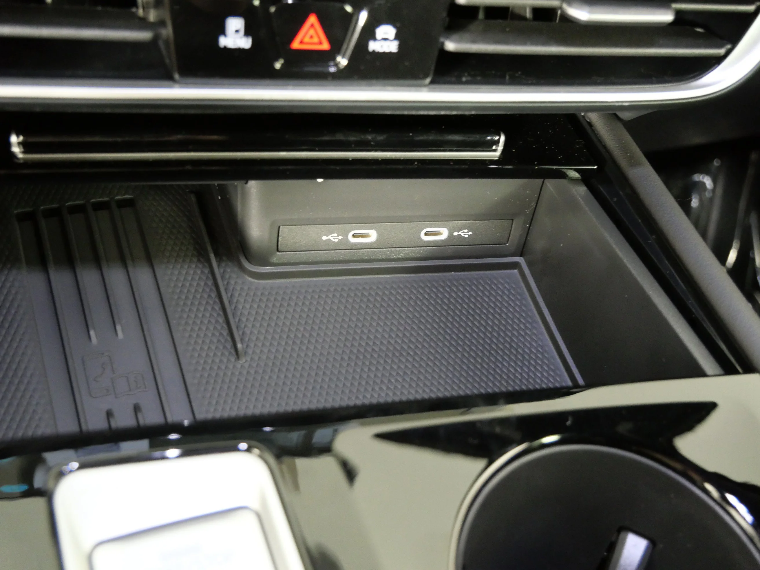 New 2026 Deep Black Pearl Volkswagen 2.0T SE w/Technology image 26