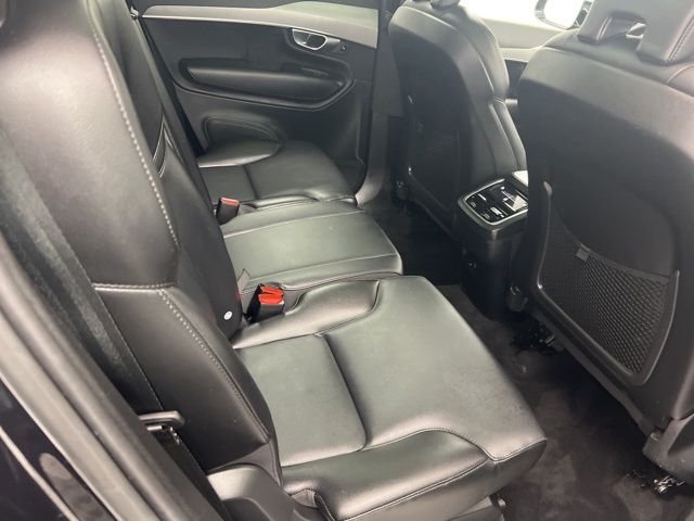 Used 2023 Black Volvo B5 Core image 22