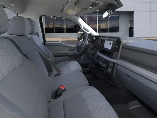 New 2026 Agate Black Metallic Ford XLT image 15
