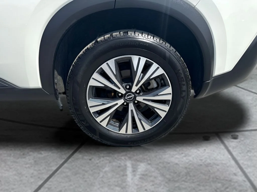 Used 2023 White Nissan SV image 20
