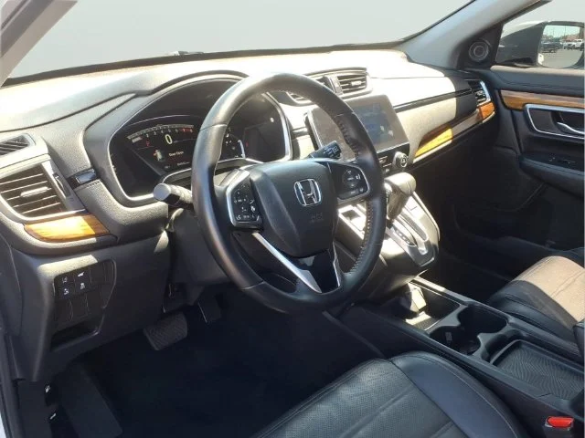 Used 2017 White Honda Touring image 7