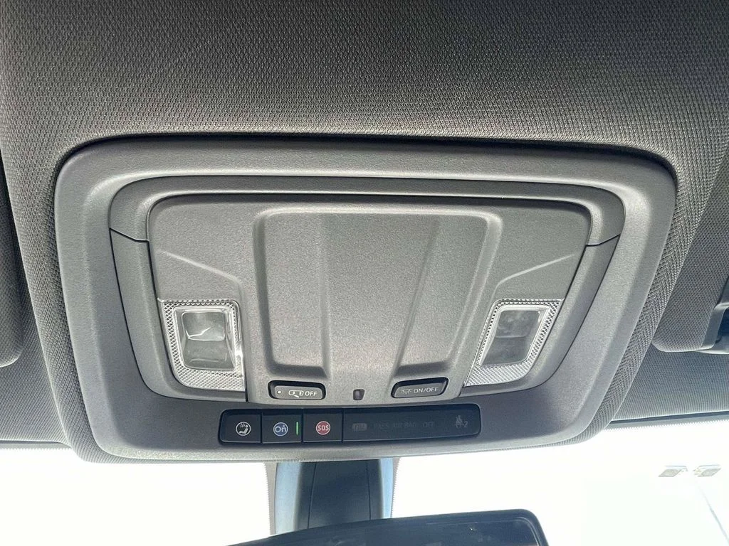 Used 2021 Black Chevrolet RST image 38