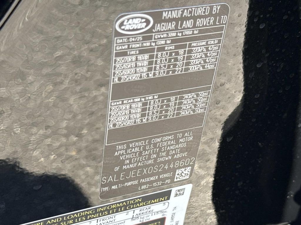 Used 2025 Black Land Rover S image 31