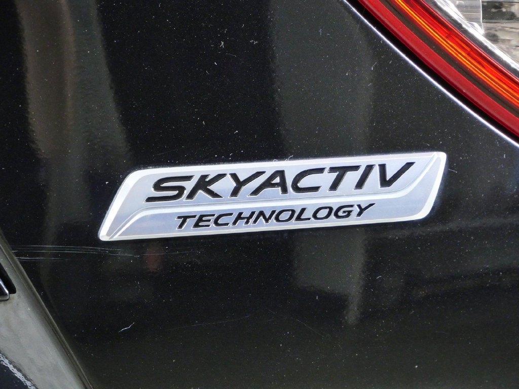 Used 2016 Black Mazda Touring image 12