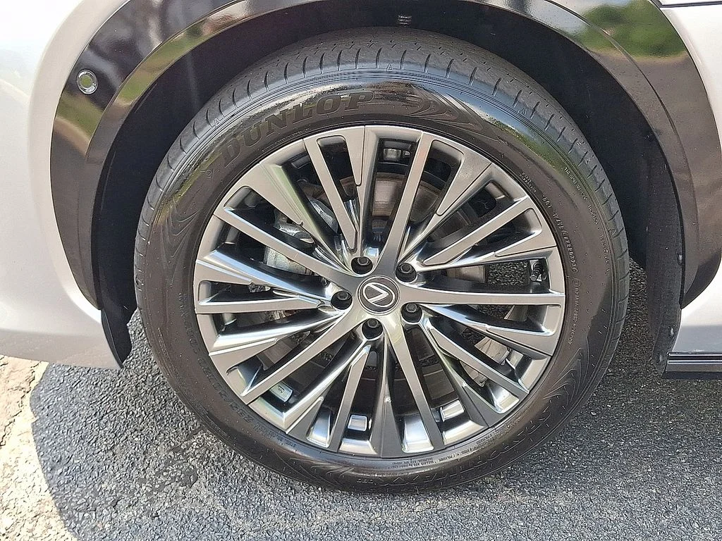 Certified Used 2023 IRIDIUM Lexus 450e Luxury image 26