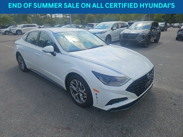 Certified Used 2023 White Hyundai SEL image 1