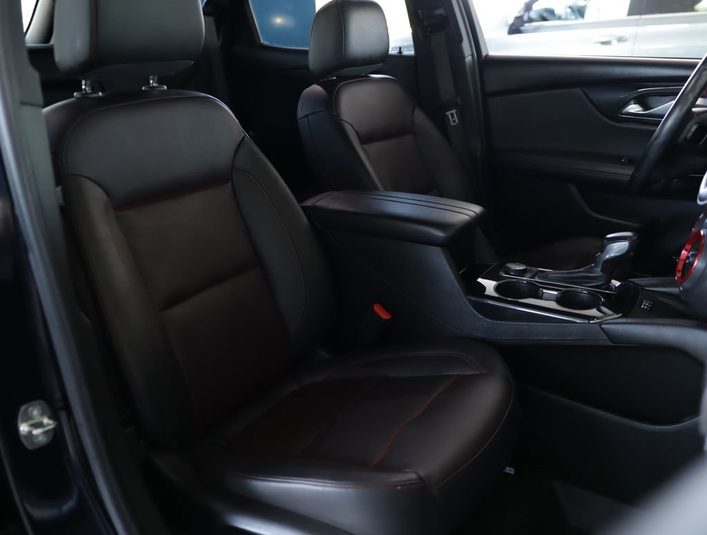 Used 2020 Midnight Blue Metallic Chevrolet RS image 35
