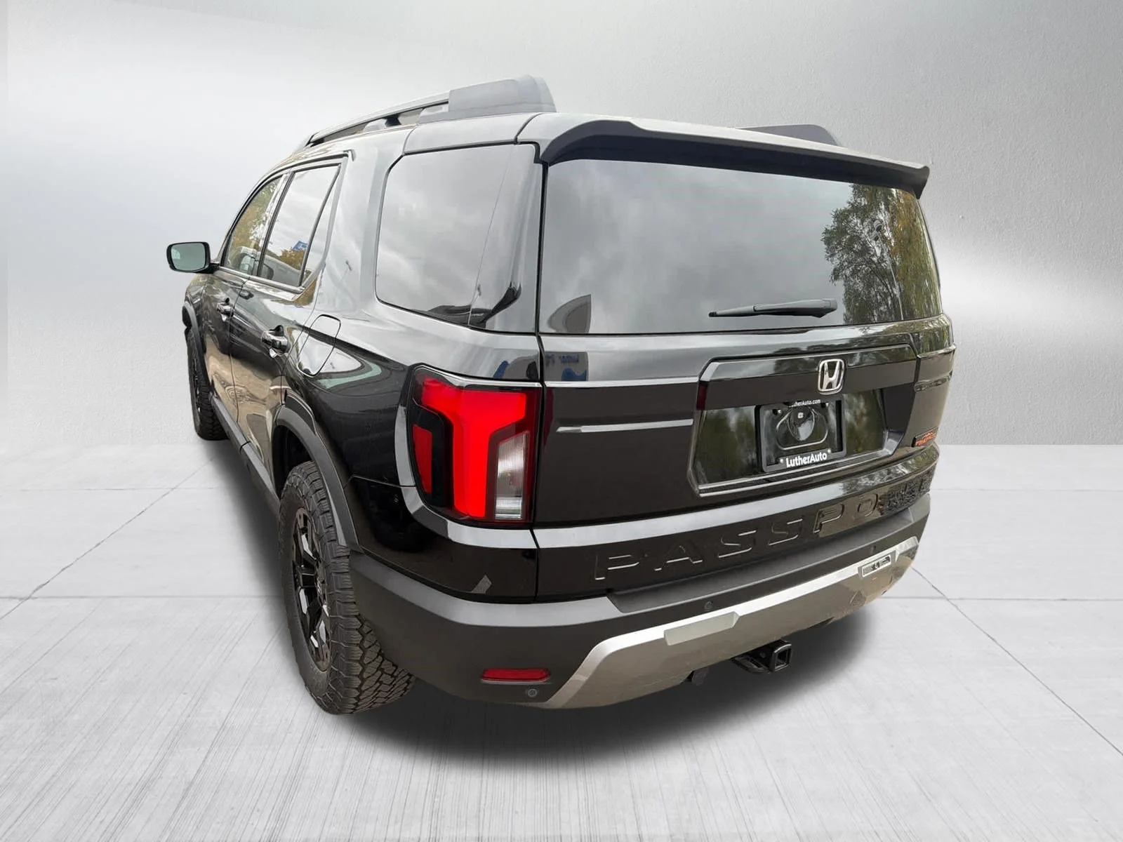 Certified Used 2026 Crystal Black Pearl Honda TrailSport Elite image 8