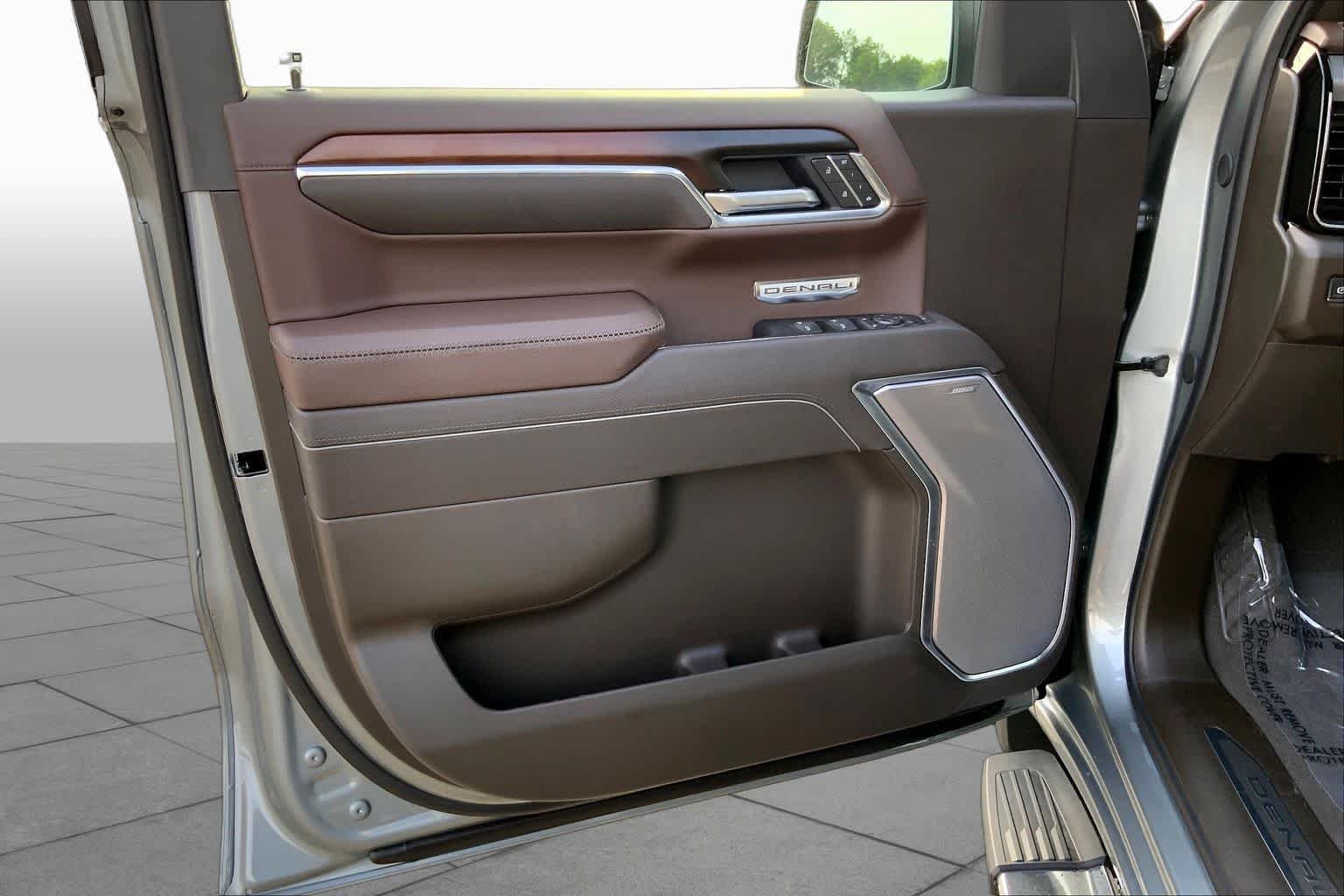 2026 GMC Sierra 1500 Denali - Photo 10