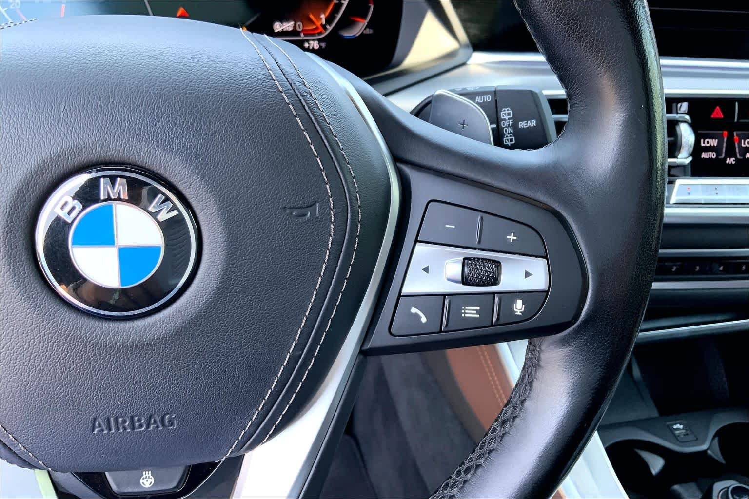 Used 2019 Phytonic Blue Metallic BMW xDrive40i image 22