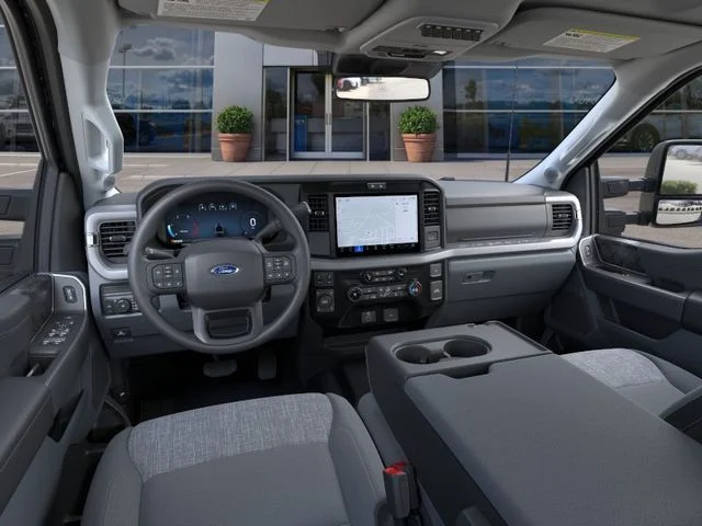 2026 Ford F-350 Super Duty XLT - Photo 9