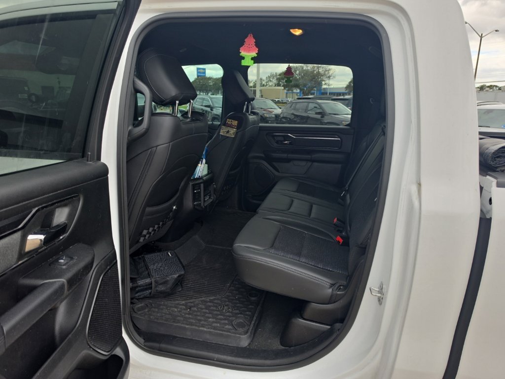 Used 2023 White Ram Big Horn/Lone Star image 31