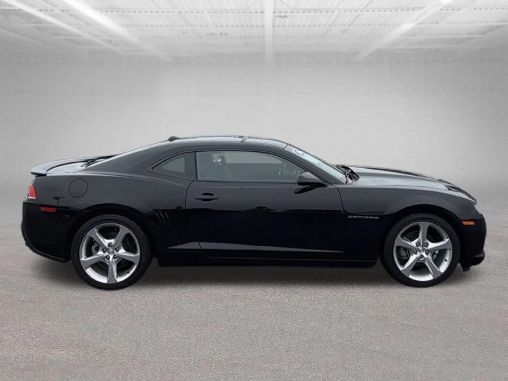 Used 2015 Black Chevrolet 2LT image 12