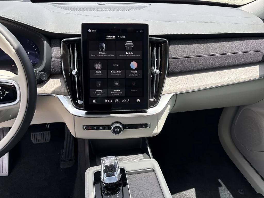 2026 Volvo XC90 Ultra - Photo 20