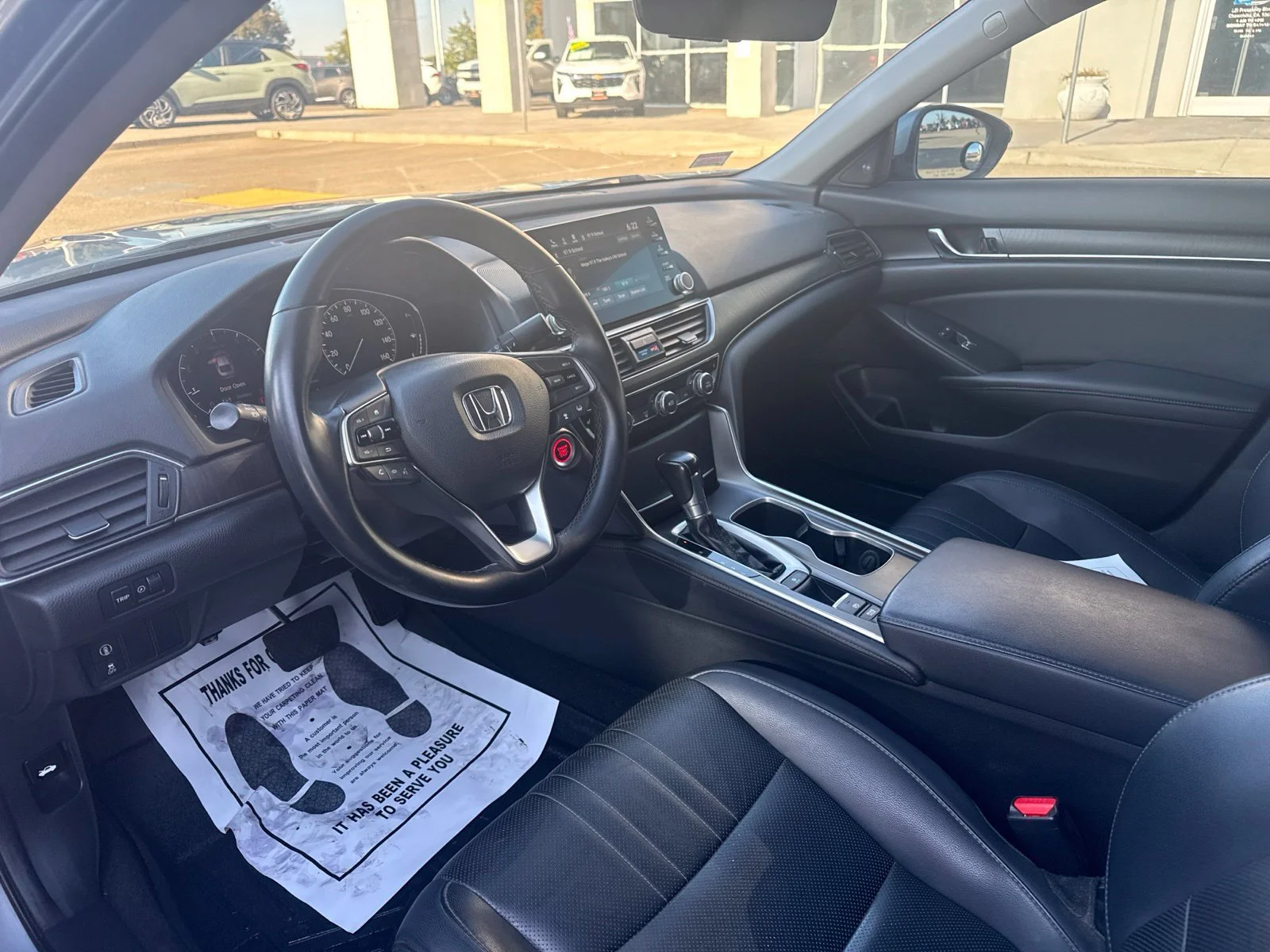 Used 2018 Silver Honda EX-L 1.5T image 10