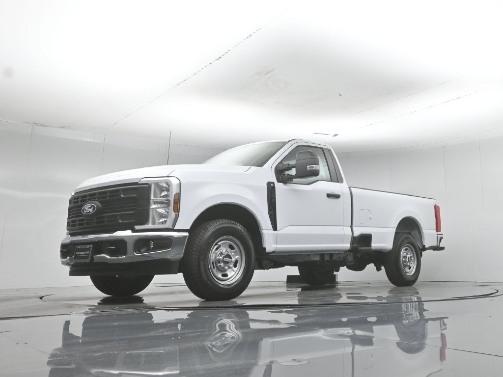 New 2027 Oxford White Ford XL image 39