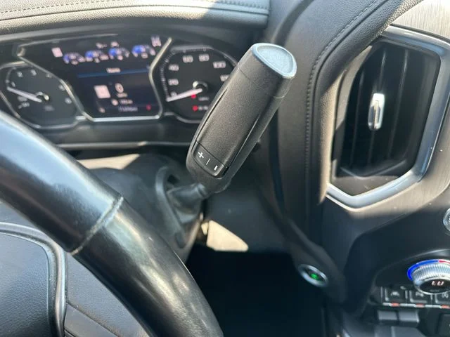 Used 2021 Red GMC Denali image 23