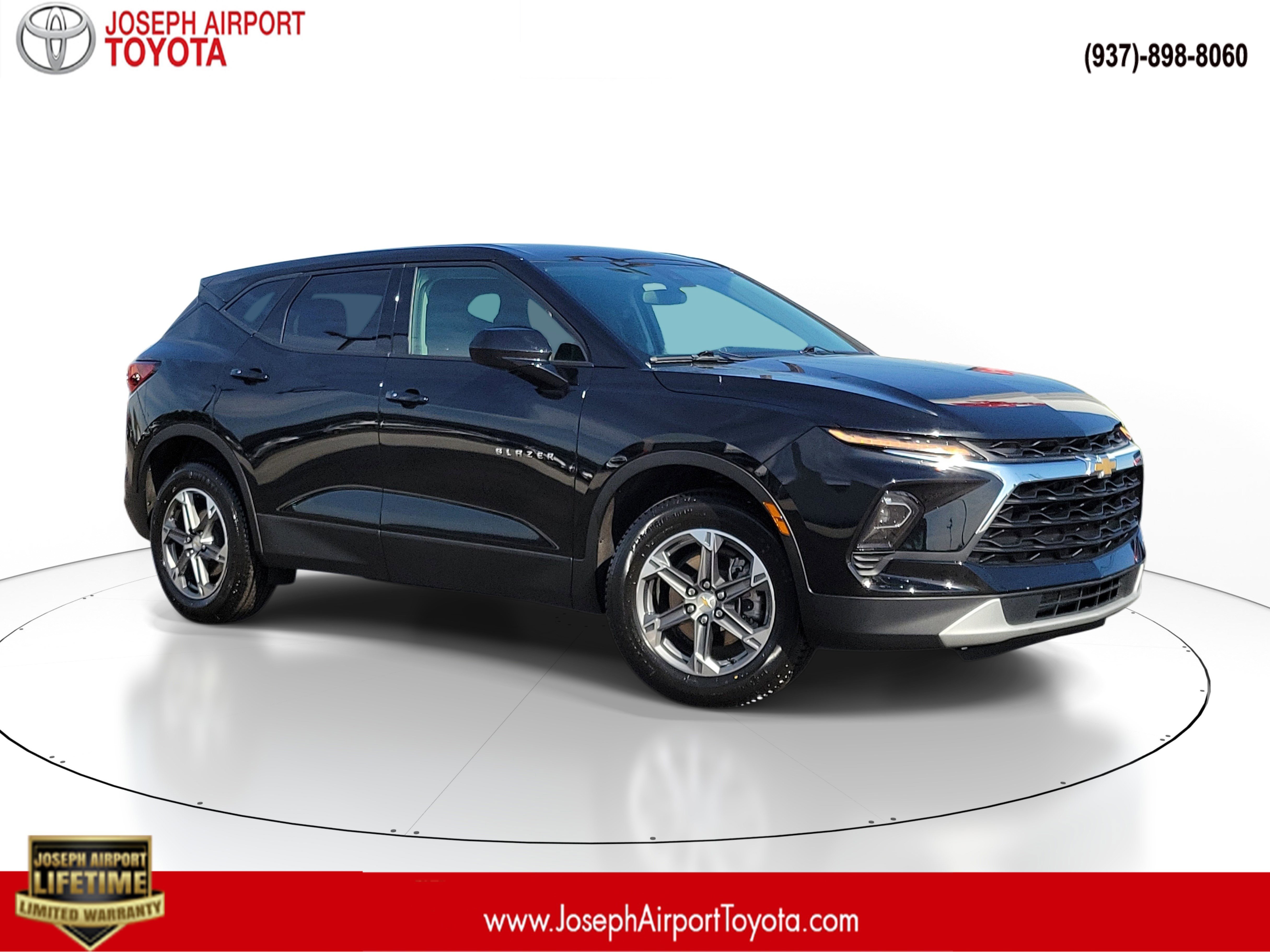 Used 2025 Black Chevrolet LT image 1