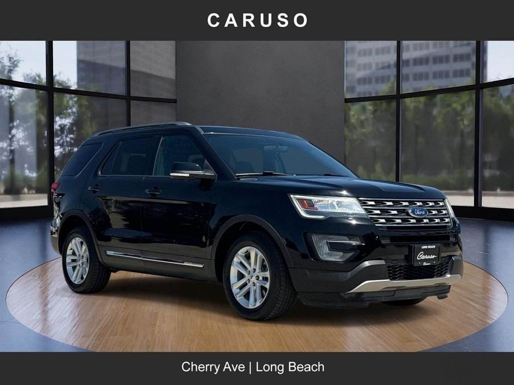 2017 Ford Explorer XLT FWD's photo