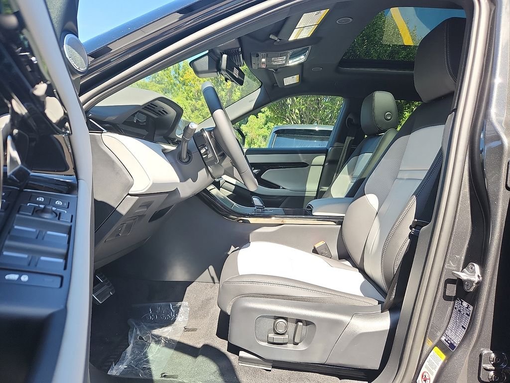 New 2026 Carpathian Grey Land Rover Hoxton Edition image 6