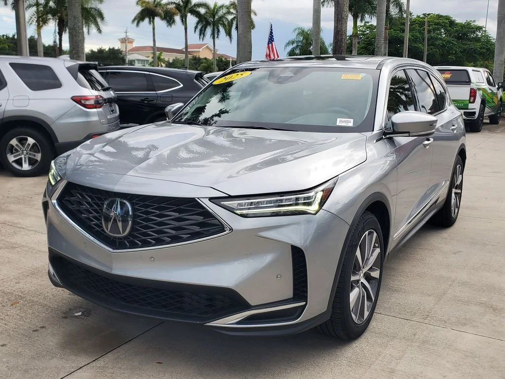 Used 2025 Silver Acura Technology Package image 3