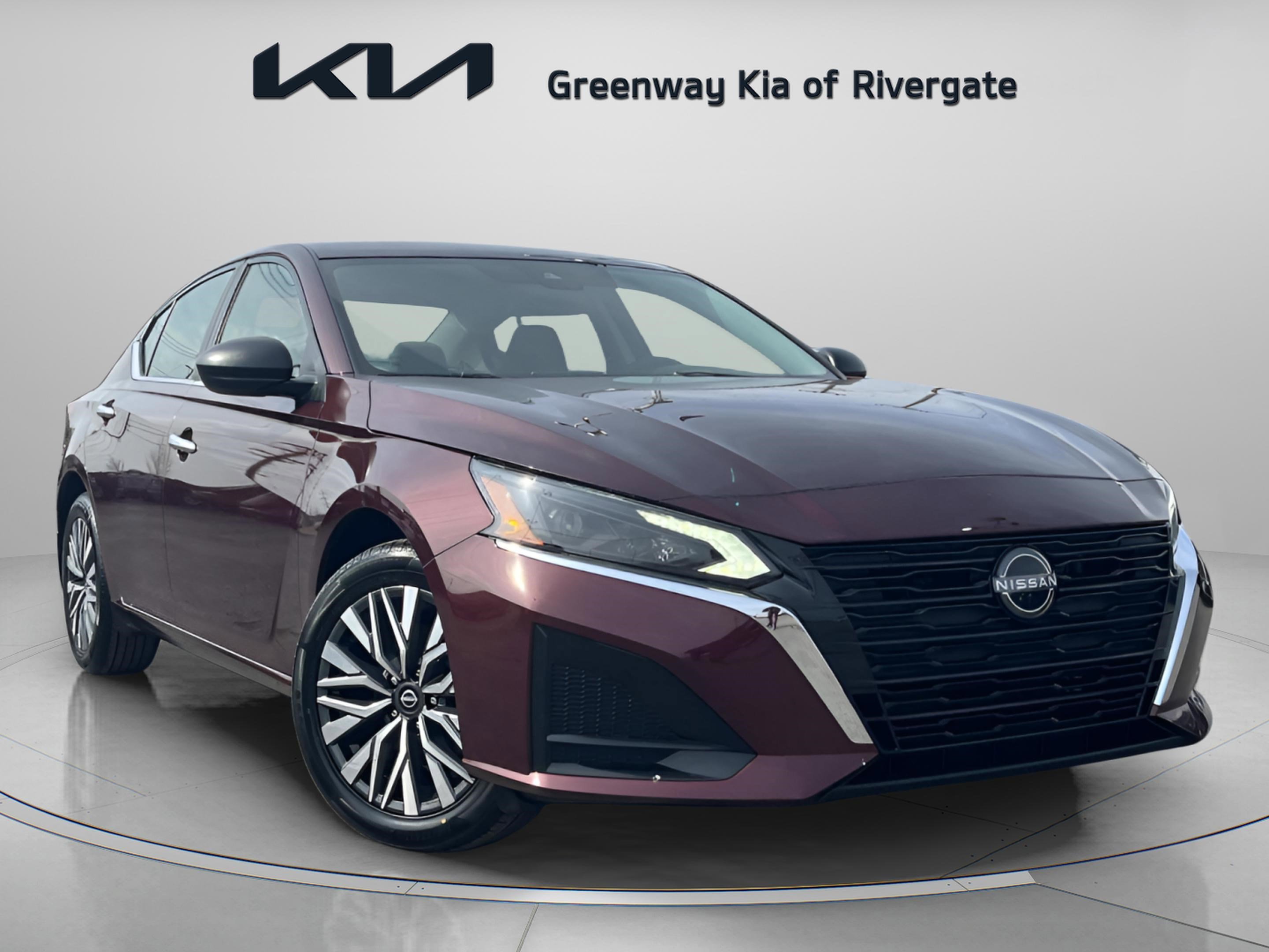 2024 Nissan Altima SV