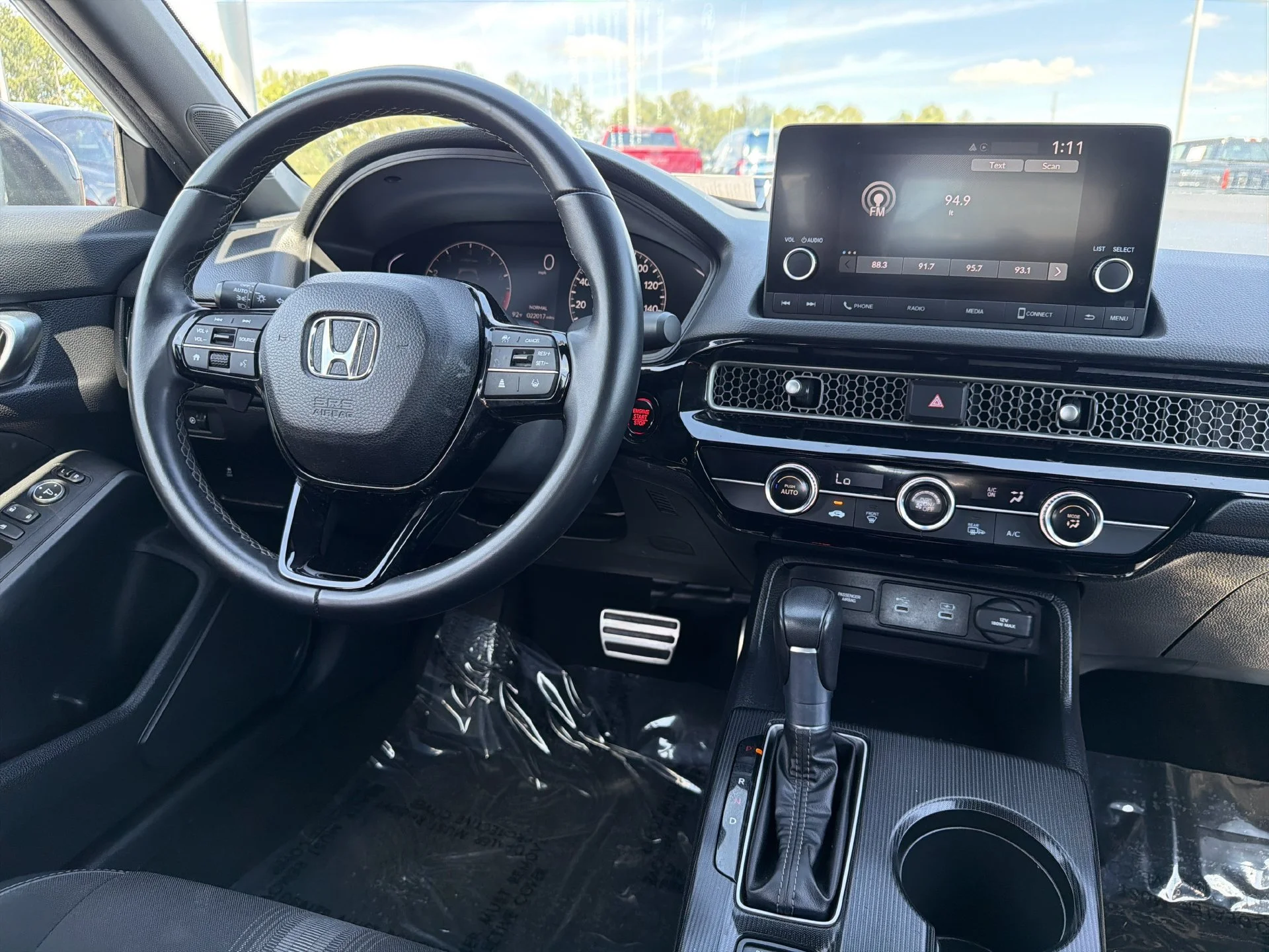 Certified Used 2025 Platinum White Pearl Honda Sport image 3
