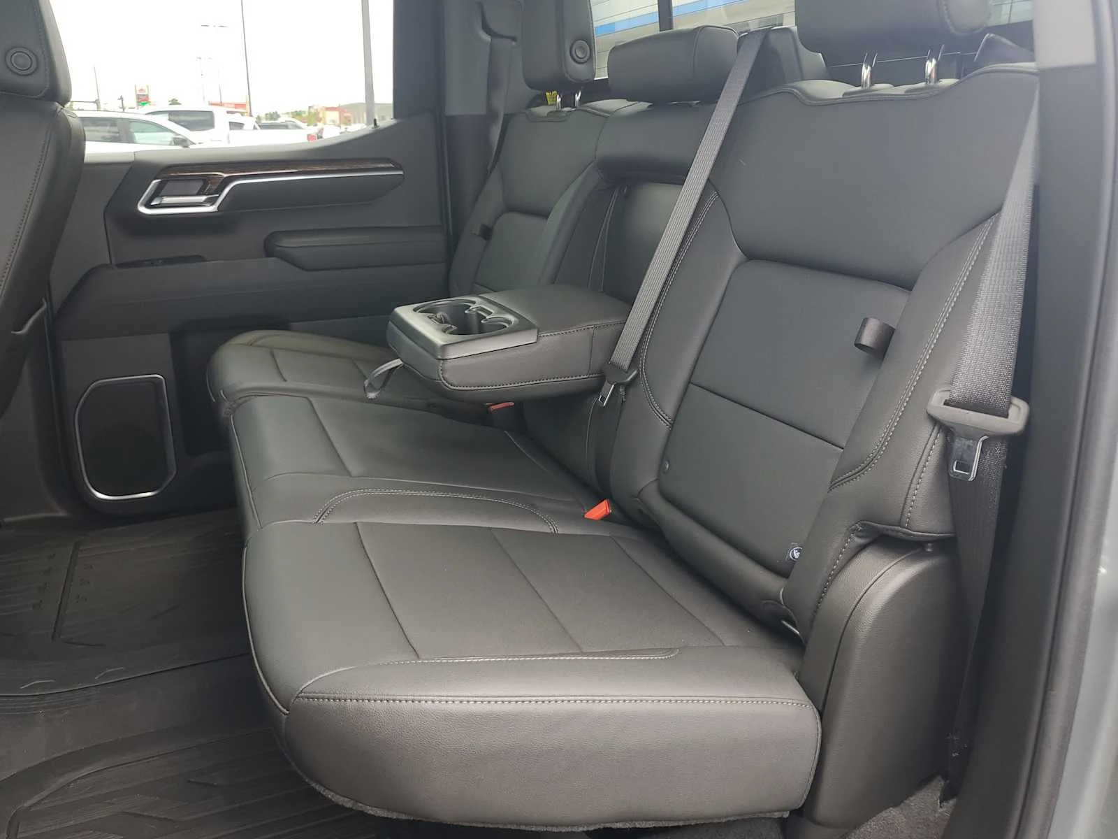New 2026 Sterling Metallic GMC Elevation image 36