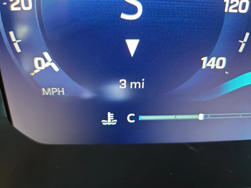New 2026 Summit White Chevrolet LT (2FL) image 13