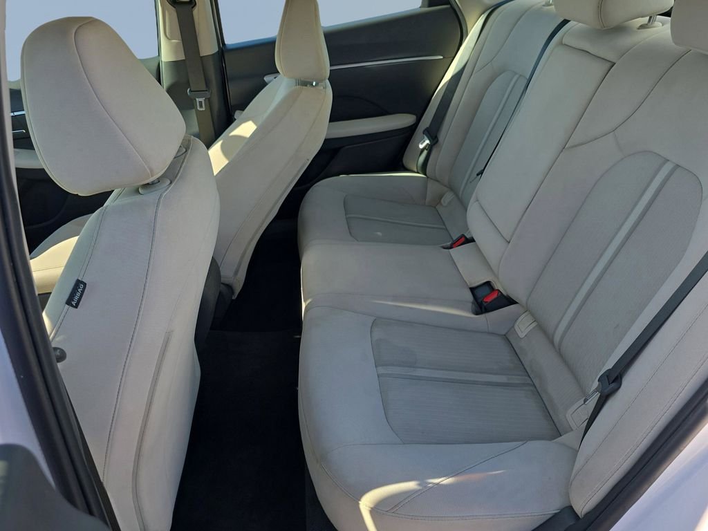 2025 Hyundai Sonata SEL - Photo 28