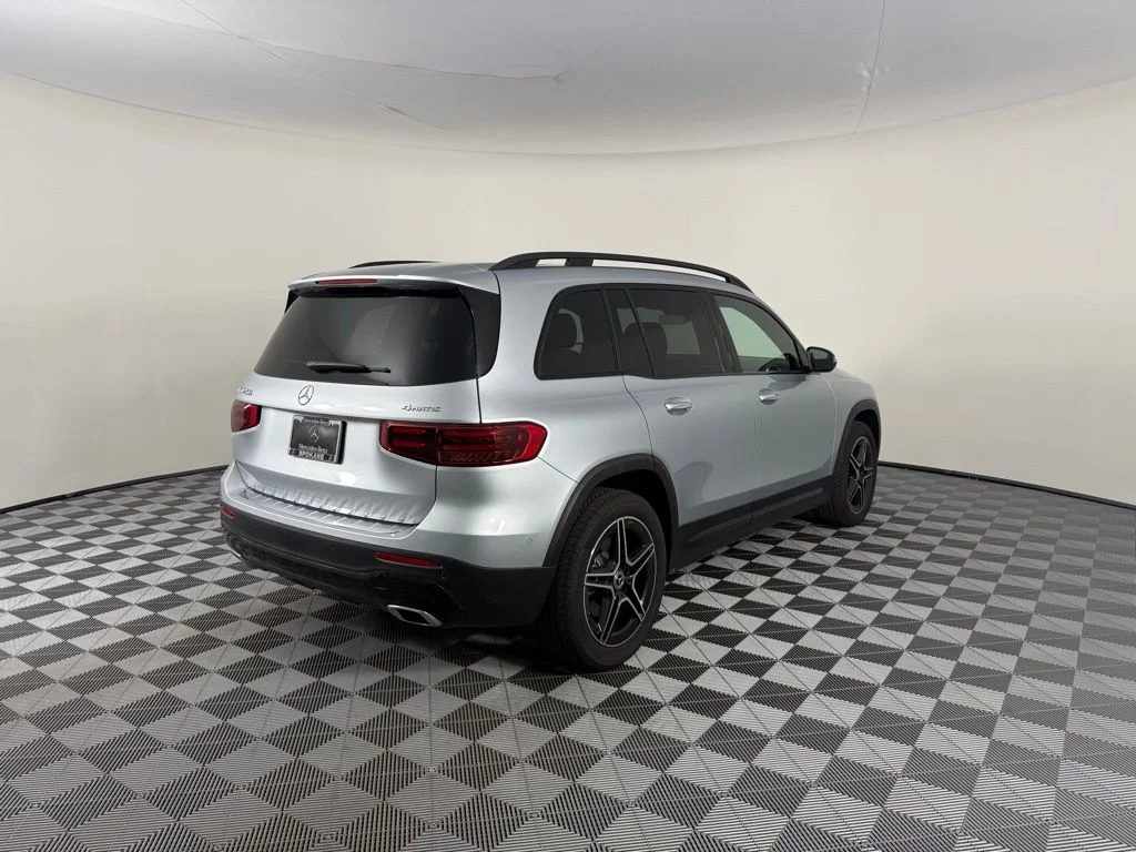 Certified Used 2025 Silver Mercedes-Benz GLB 250 image 8