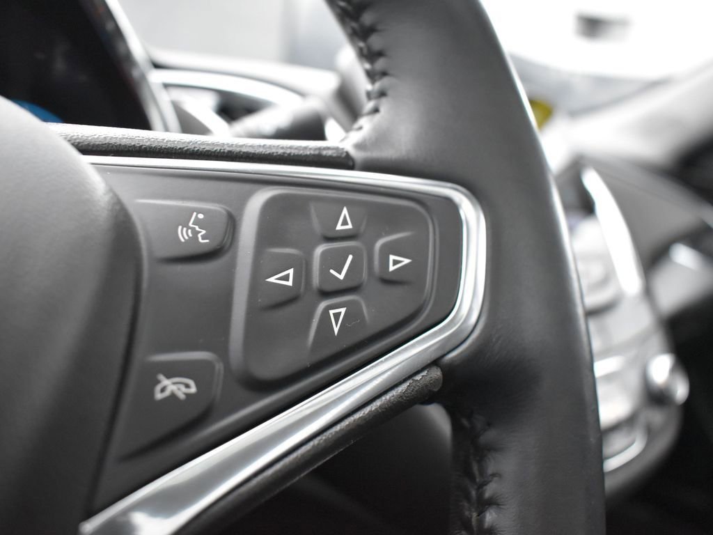 2017 CHEVROLET MALIBU - Image 16