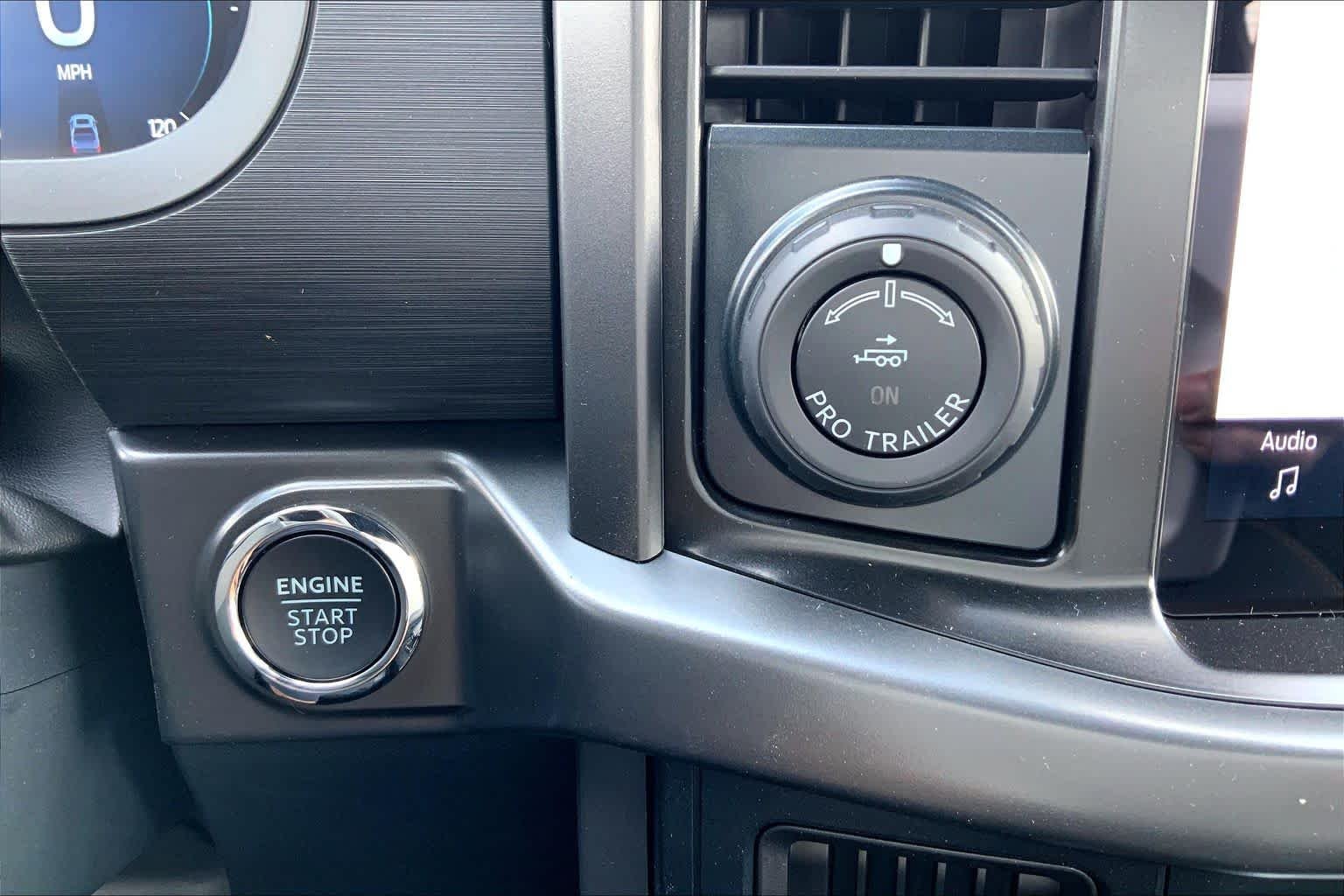 New 2026 Agate Black Metallic Ford Tremor® image 17