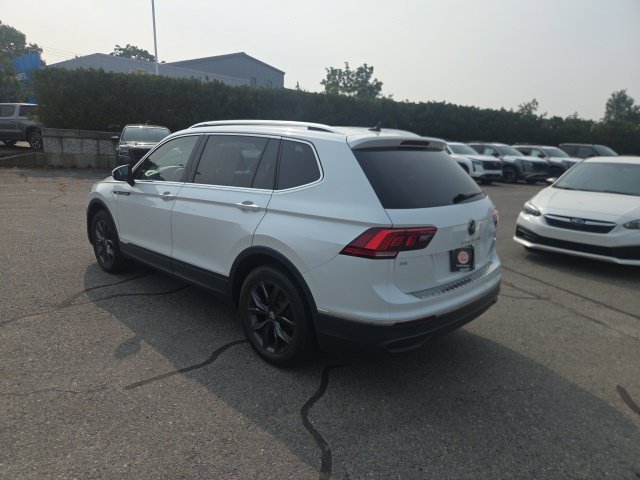 Used 2023 White Volkswagen 2.0T SE image 3
