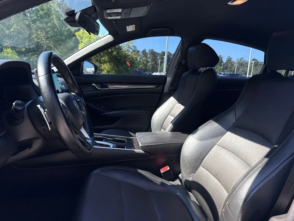 Used 2018 Modern Steel Metallic Honda Sport image 12