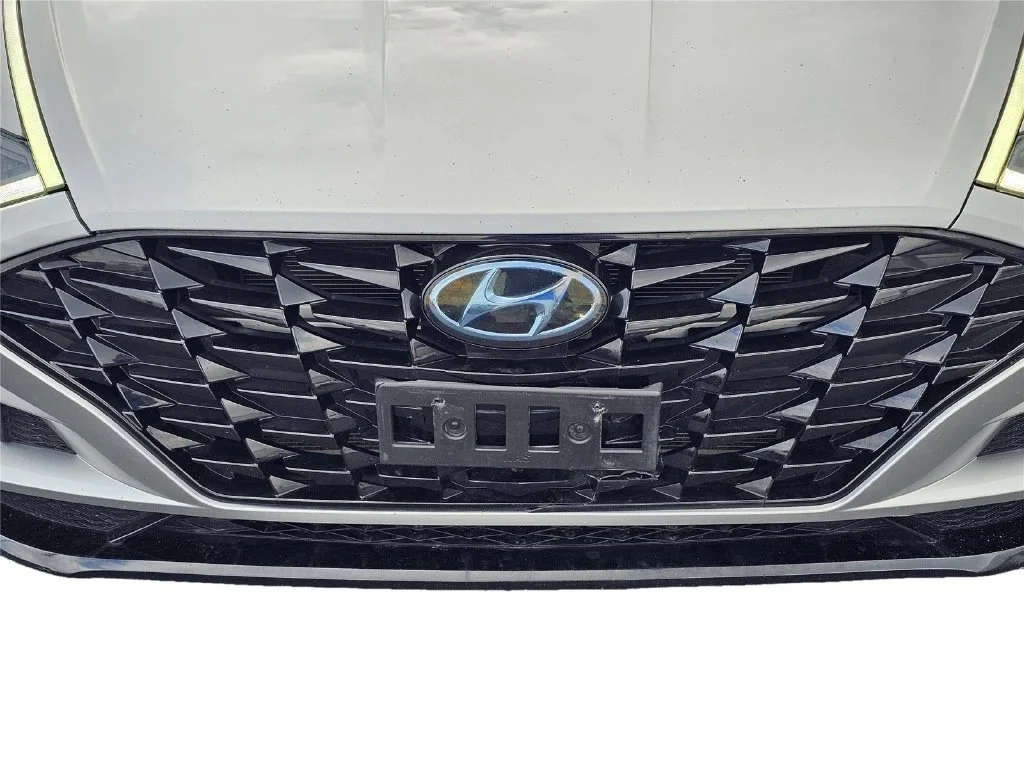 Used 2021 Shimmering Silv Hyundai SEL image 3