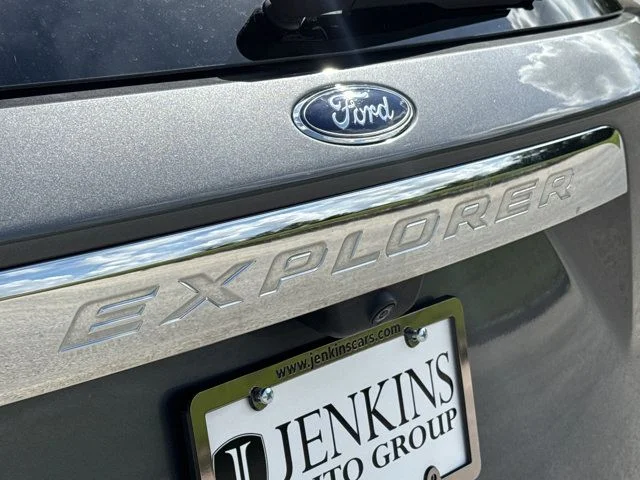 Used 2023 Gray Ford XLT image 14