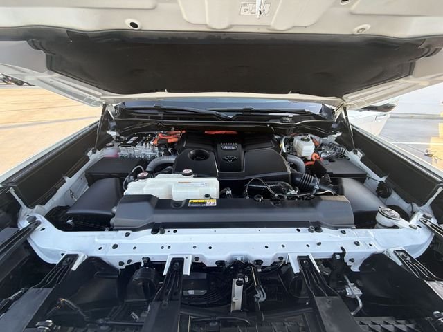 2024 Toyota Sequoia Platinum - Photo 34