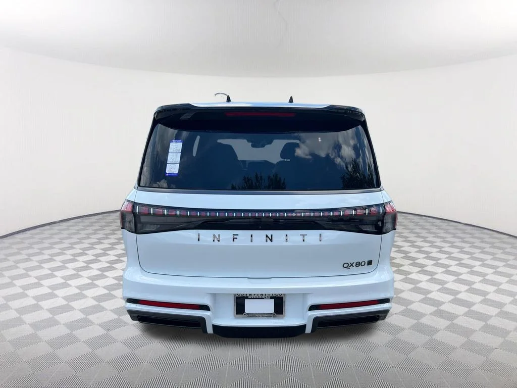 New 2026 2T RADIANT WHIT INFINITI Autograph 4WD image 6