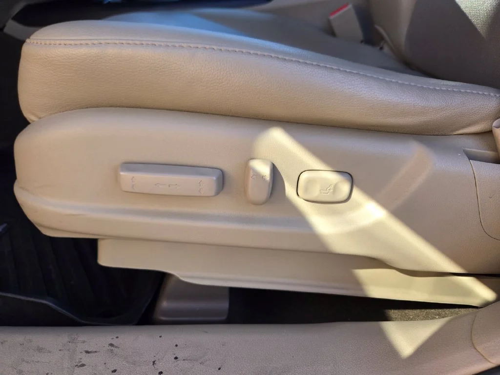 Used 2017 Basque Red Pearl II Acura Technology Package image 17