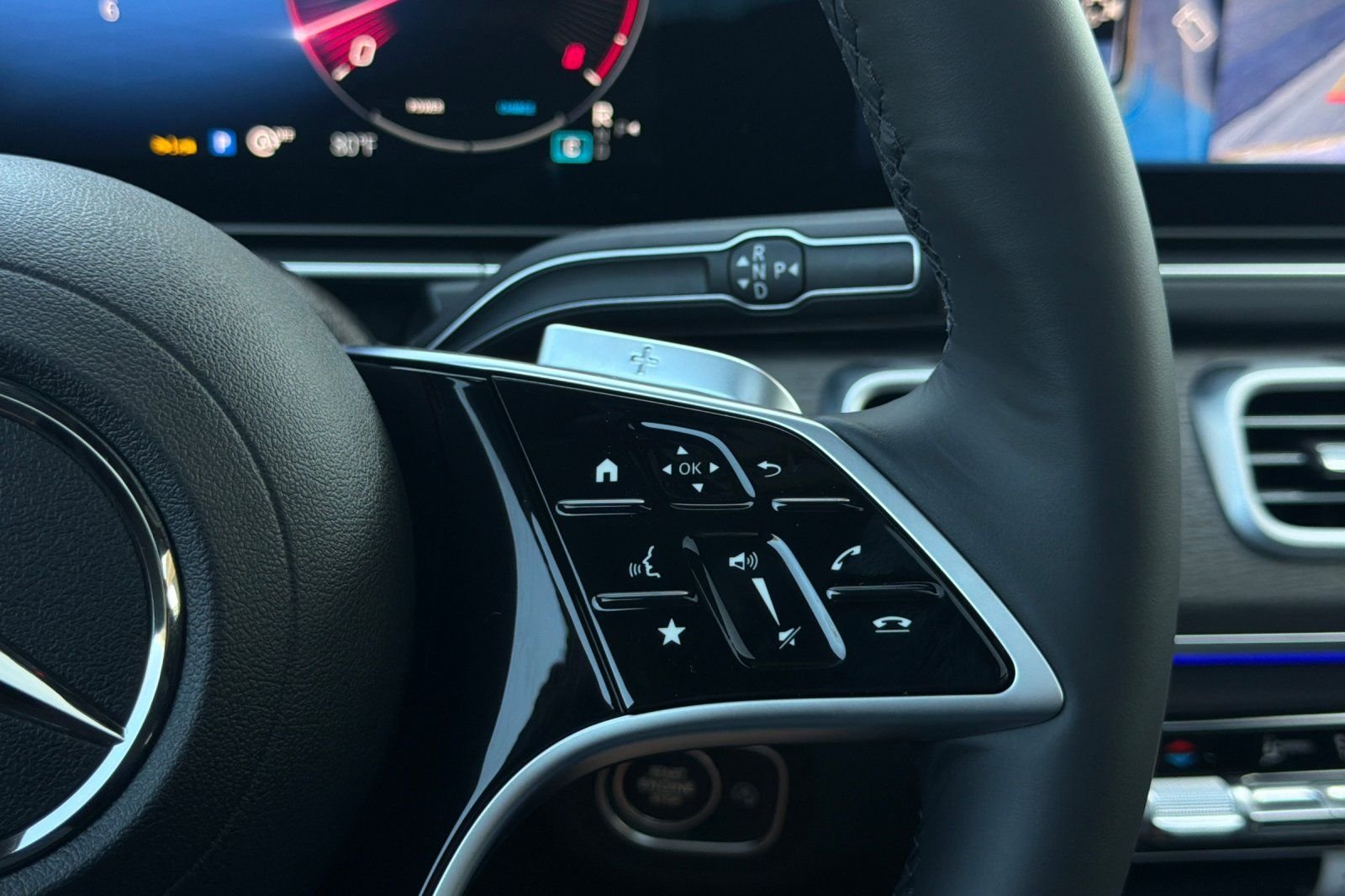 New 2026 Obsidian Black Metallic Mercedes-Benz GLS 450 image 29