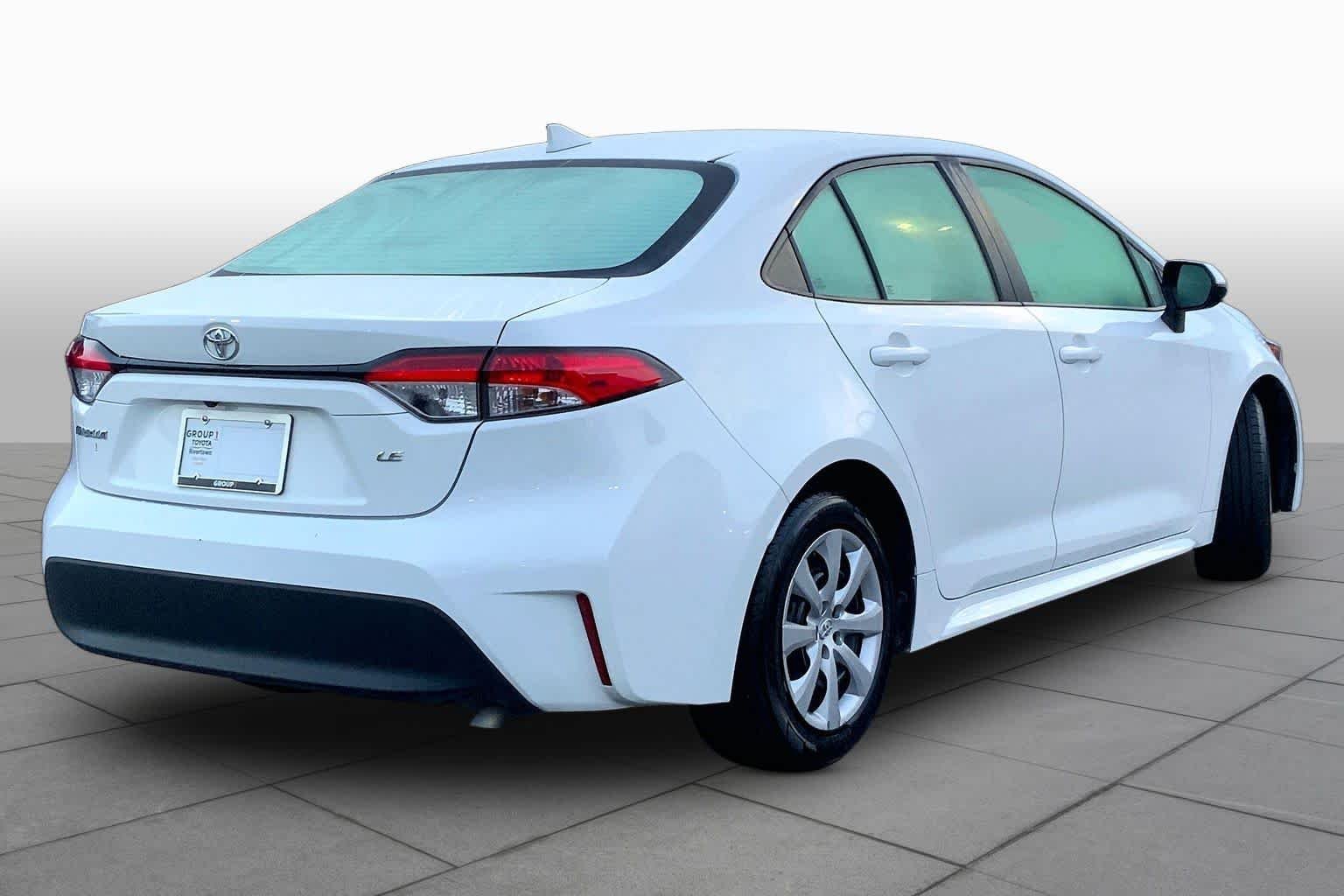 Used 2024 Ice Cap Toyota LE image 12