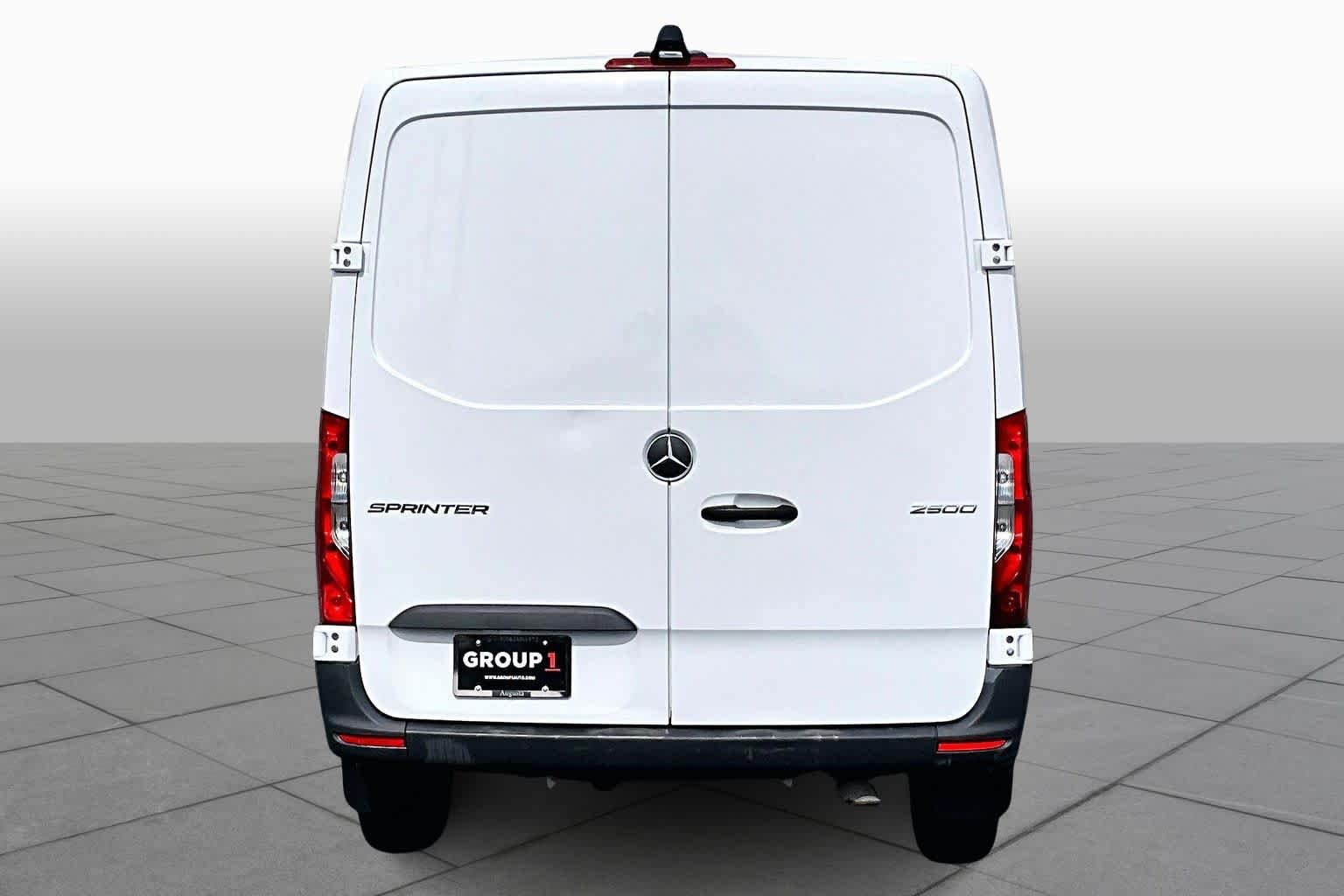 Used 2023 Arctic White Mercedes-Benz  image 5