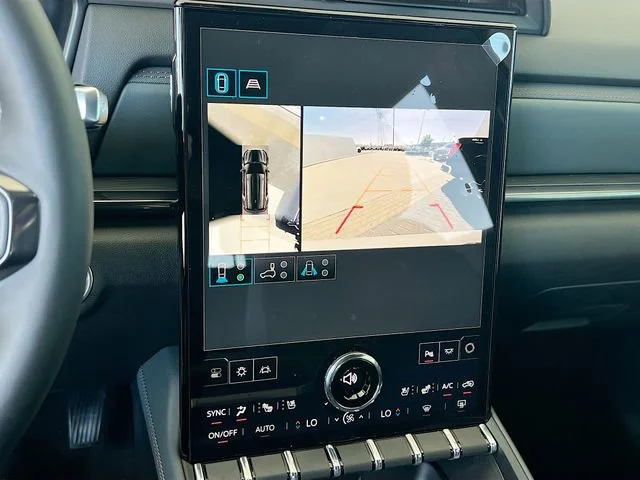 2026 GMC Terrain AT4 - Photo 9