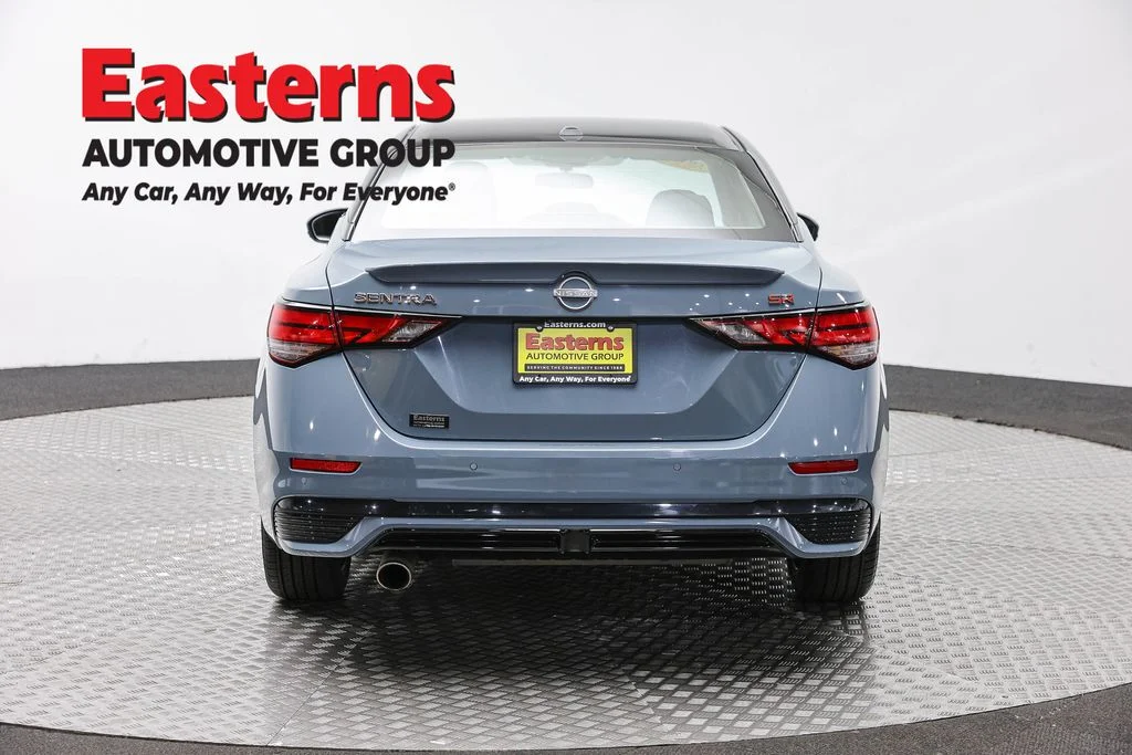 Used 2024 Gray Nissan SR image 6