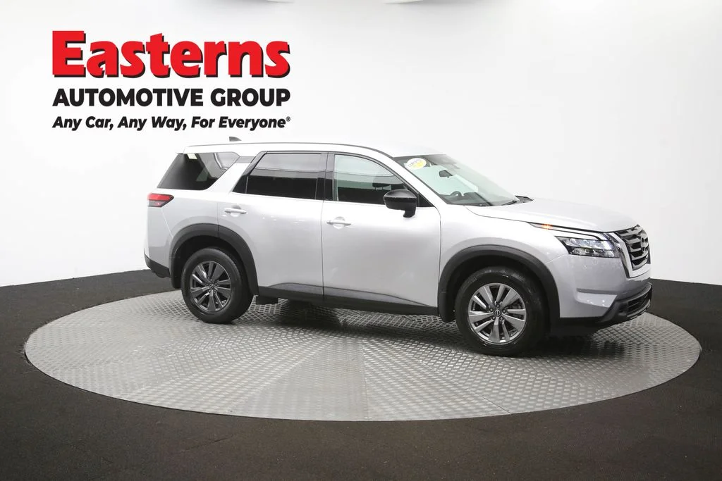 Used 2023 Silver Nissan S image 46