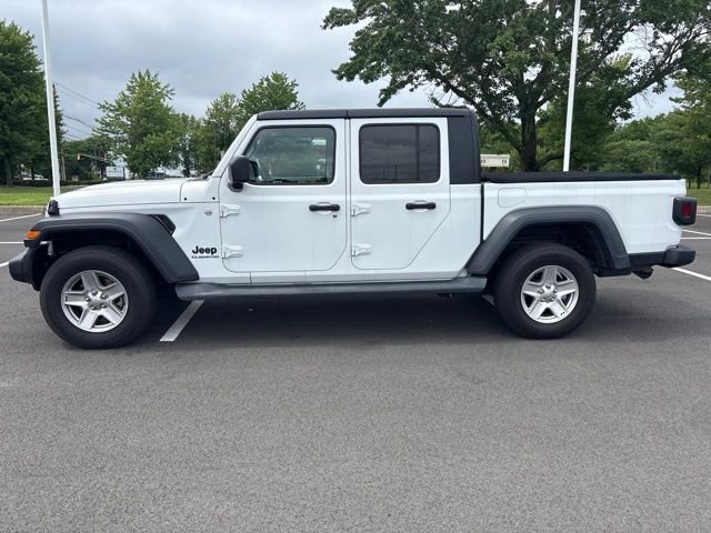 Used 2020 White Jeep Sport image 4