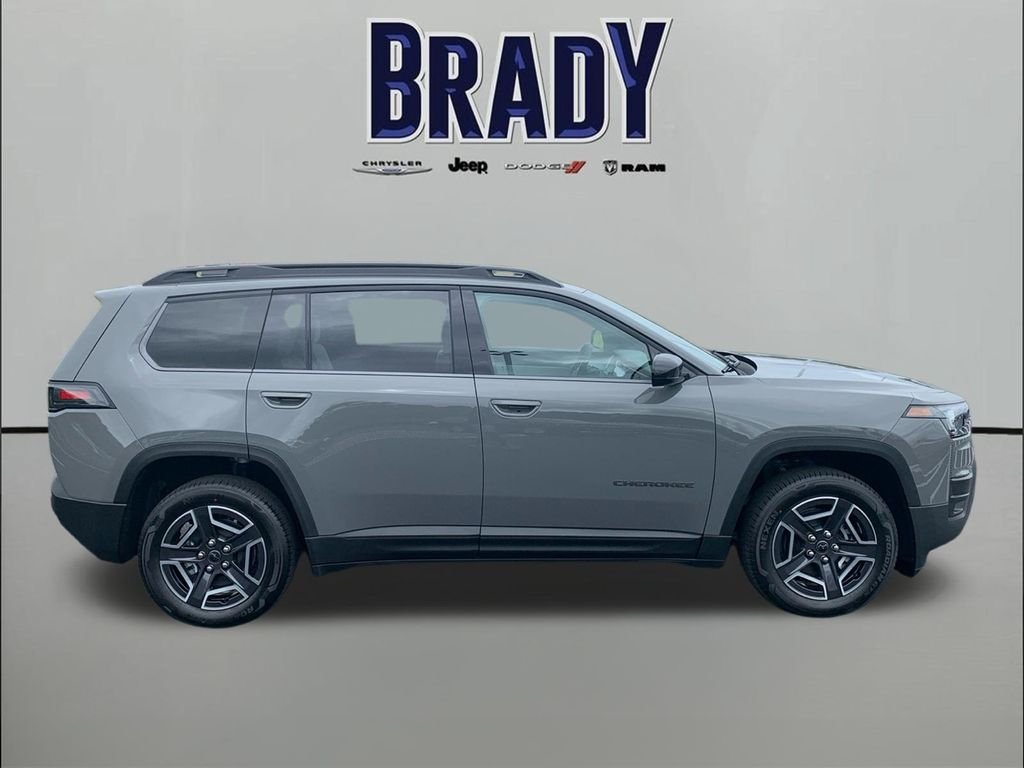 New 2026 Sting-Gray Clear-Coat Exterior Paint Jeep Laredo image 8