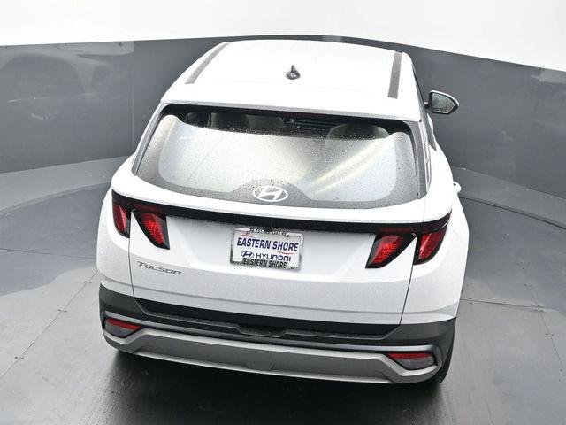 New 2026 White Hyundai SE FWD image 89